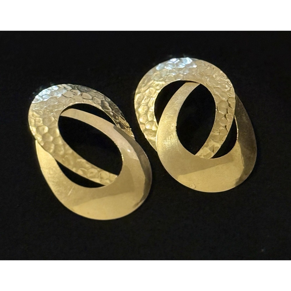 Large Gold tone Hammered & Smooth Metal Interlocking Oval Earrings